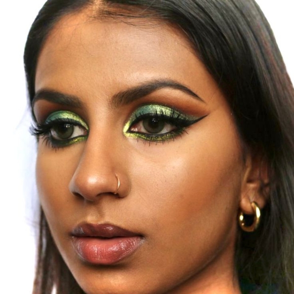 MAC Ho Ho Hocus shade shifting duo chrome eyeshadow - Picture 6 of 14